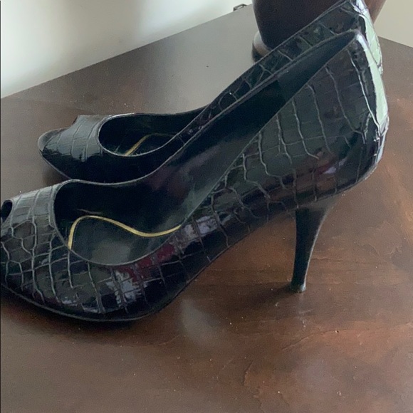 Heels for women  size 11 - Picture 2 of 4